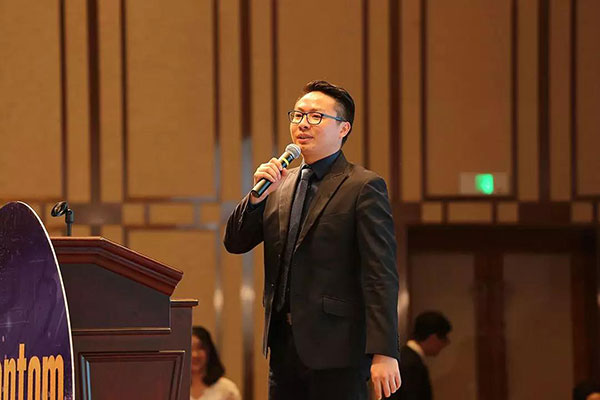 鹏通2018年终总结及表彰大会